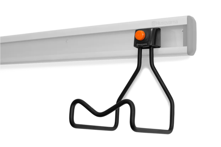 Gancho de almacenamiento Husqvarna para desbrozadora y recortadora en el grupo Productos forestales y para el jardín de Husqvarna / Husqvarna Recortadoras & Desbrozadora / Accesorios cortasetos & desbrozadora con GPLSHOP (5471874-01)