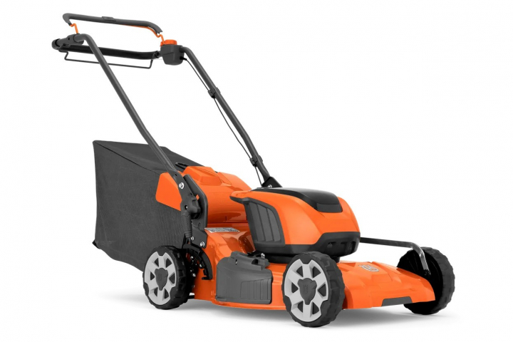 Husqvarna LC251iS en el grupo Productos forestales y para el jardín de Husqvarna / Husqvarna Cortacéspedes / Cortacésped a batería con GPLSHOP (9707226-01)