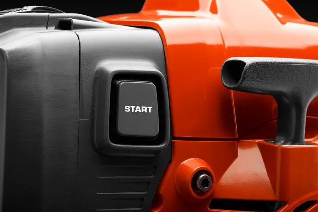 Husqvarna 545FXT AutoTune Desbrozadora