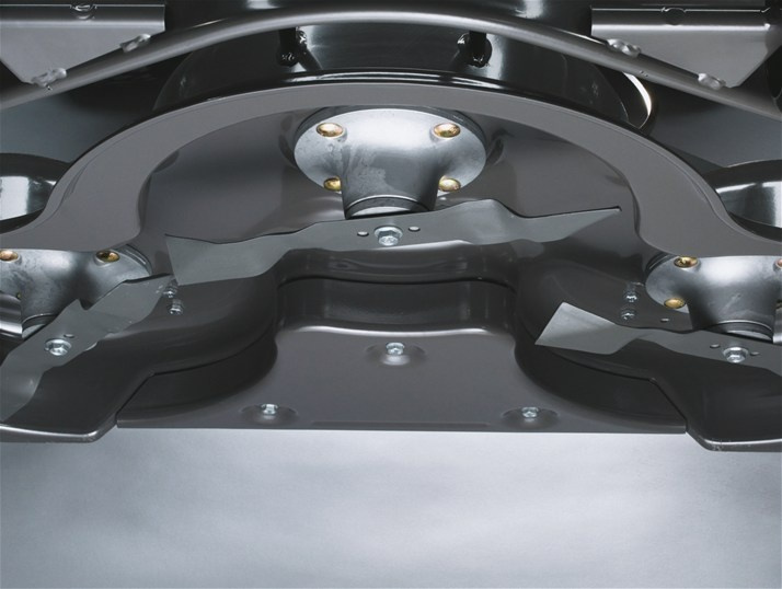 Husqvarna® Rider 216T AWD + Combi 103