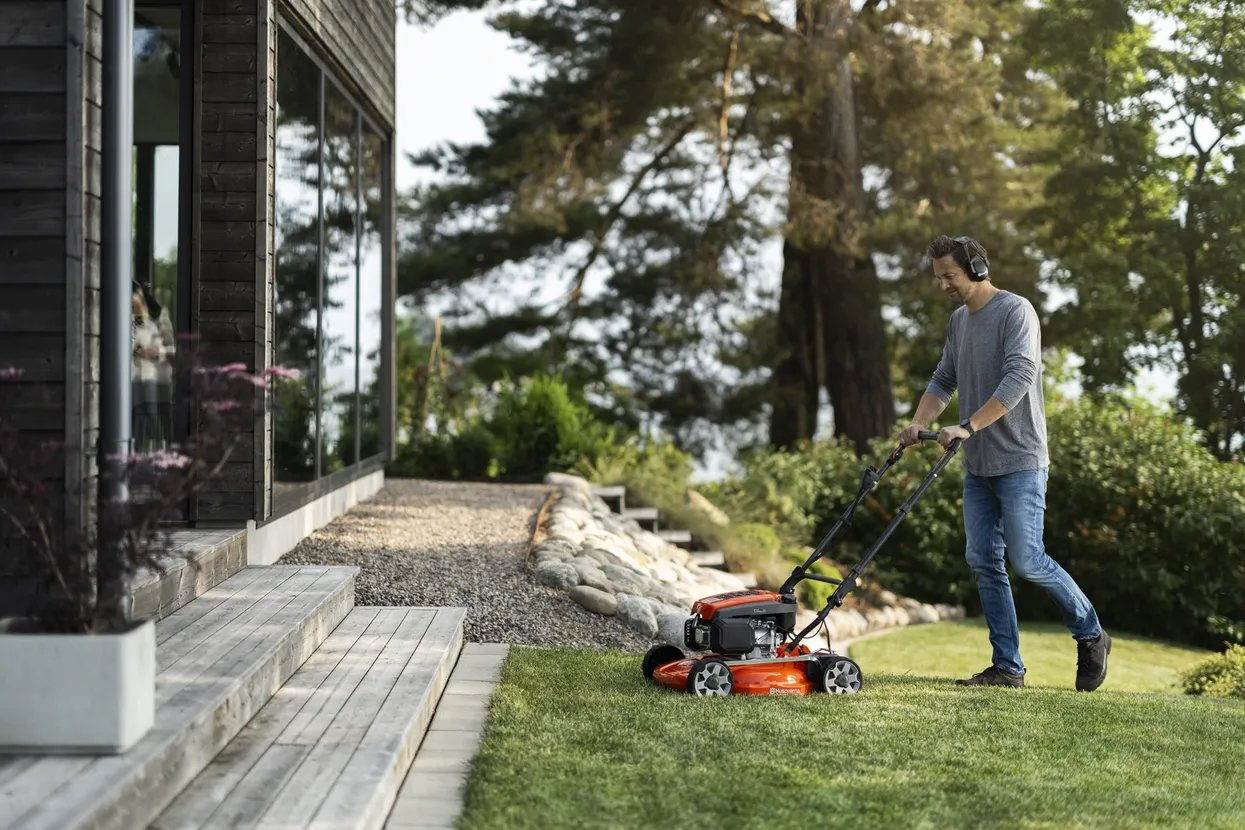 Husqvarna LB 244E Cortacésped