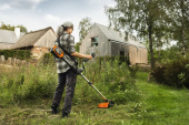 Husqvarna 220iR Trimmer a batería incl. batería y cargador Husqvarna 220iR Trimmer a batería incl. batería y cargador