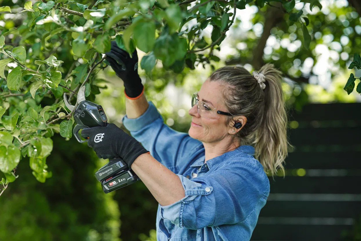 Husqvarna Aspire™ PS30X-P4A con batería y cargador